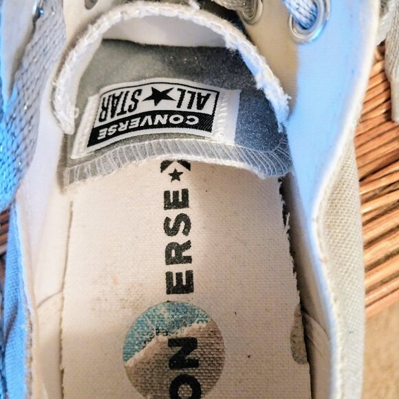 CONVERSE ALL STAR LOW TOP WOMEN'S SZ 10 GRAY W/METALLIC LACES - Picture 7 of 10